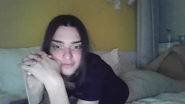 Snapshot of Luna_Samosienko chatting on 09.23.25 Luna Samosienko online show from 09.23.25