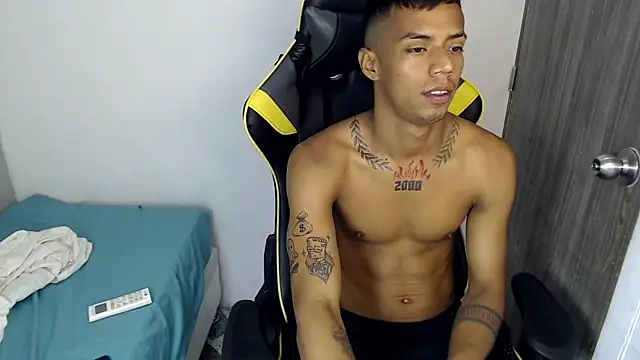 Nando coll online show from 10.18.25