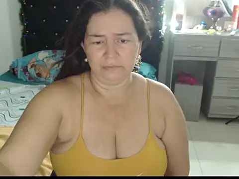 nataboobs online show from 12.15.25