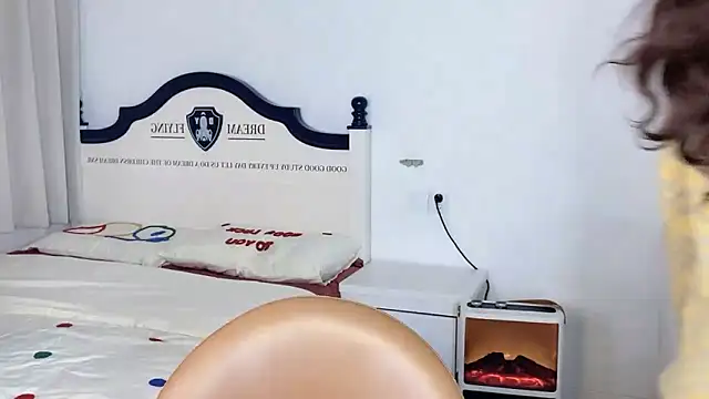 Snapshot of Thalia1149 chatting on 11.12.25 Thalia1149 online show from 11.12.25