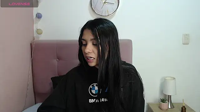 gabriela paris online show from 11.20.25