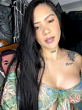 liahouses online show from 10.26.25