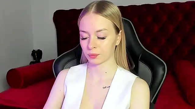 MiaGraces online show from 01.16.26