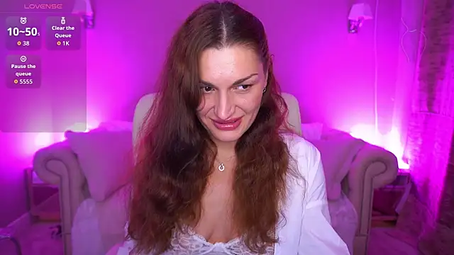 EllaGoldenn online show from 10.07.25