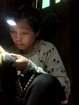 Halyy xx online show from 11.18.25