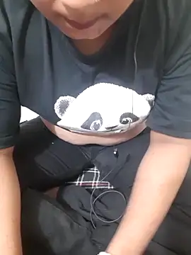 Kiara-Model online show from 10.17.25