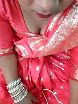 Kiara-Model online show from 10.19.25