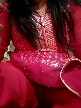 Kiara-Model online show from 10.27.25