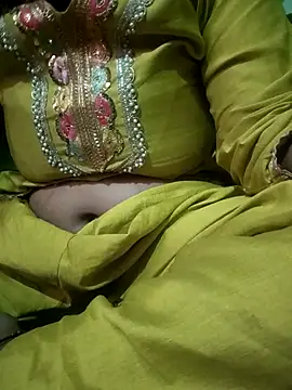 Kiara-Model online show from 10.29.25