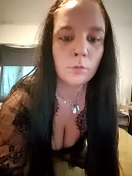 Snapshot of Michaela1994 chatting on 09.24.25 Michaela1994 online show from 09.24.25