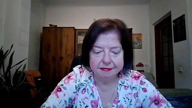 Violet Pulse online show from 11.24.25