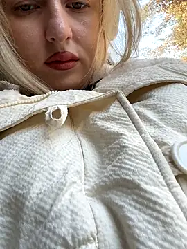 RonnieKiss online show from 10.08.25