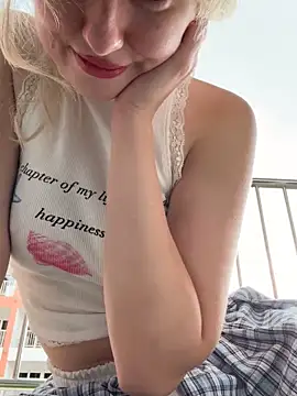 RonnieKiss online show from 12.05.25