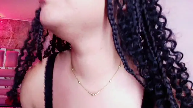 Snapshot of lorem_adams chatting on 10.30.25 lorem adams online show from 10.30.25