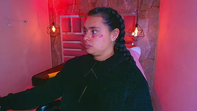 Snapshot of lorem_adams chatting on 11.12.25 lorem adams online show from 11.12.25