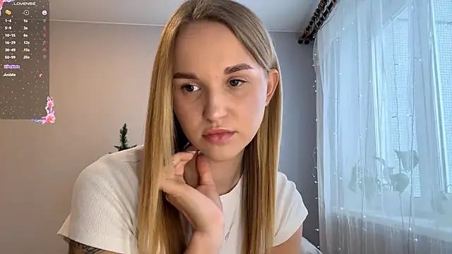 TanekaBoitel online show from 01.12.26