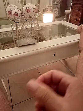 Snapshot of sayeaprayer65 chatting on 10.24.25 sayeaprayer65 online show from 10.24.25