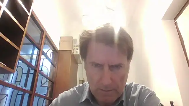 Snapshot of sayeaprayer65 chatting on 10.28.25 sayeaprayer65 online show from 10.28.25