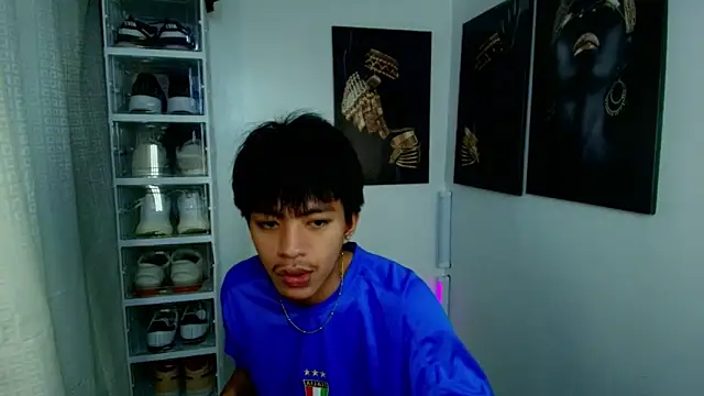 Snapshot of jayxxxlovescock chatting on 10.10.25 jayxxxlovescock online show from 10.10.25