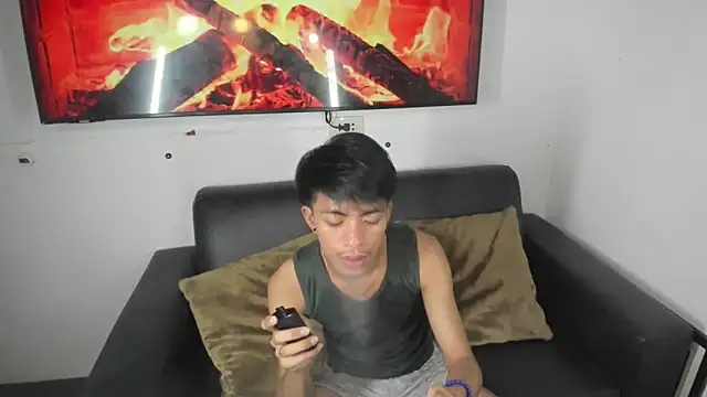 Snapshot of jayxxxlovescock chatting on 10.25.25 jayxxxlovescock online show from 10.25.25