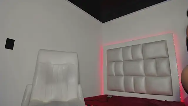 Snapshot of peyton__wat chatting on 09.26.25 peyton wat online show from 09.26.25