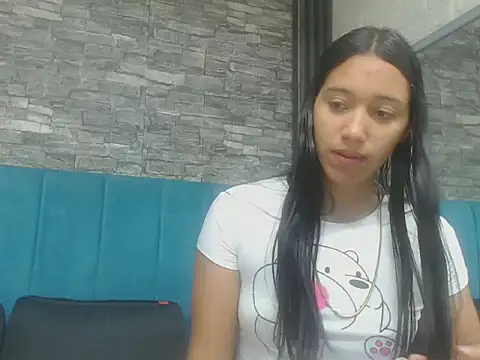 Lil Rose2006 online show from 10.08.25