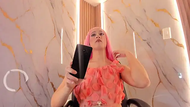 Snapshot of Marian_Cristal chatting on 02.13.26 Marian Cristal online show from 02.13.26