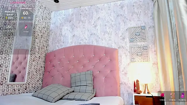 Snapshot of liam_twiink chatting on 11.11.25 liam twiink online show from 11.11.25