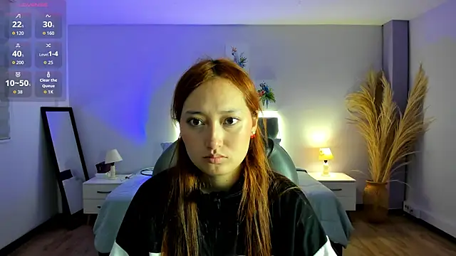 Snapshot of Samara_Hilton_2 chatting on 09.29.25 Samara Hilton 2 online show from 09.29.25