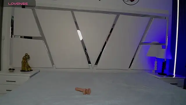 oblivionlove online show from 10.14.25