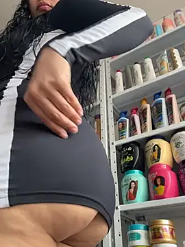 Snapshot of FOX_LATINA chatting on 03.13.26 FOX LATINA online show from 03.13.26