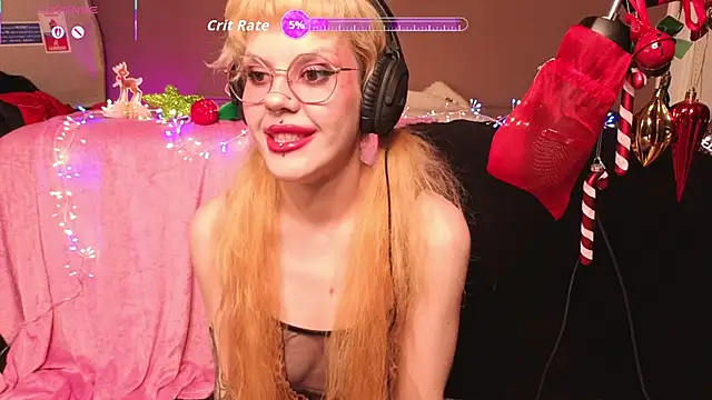 Snapshot of tacodeluxxxe chatting on 12.19.25 tacodeluxxxe online show from 12.19.25