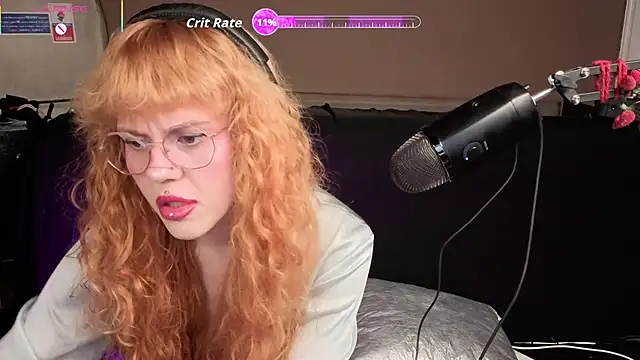 Snapshot of tacodeluxxxe chatting on 02.04.26 tacodeluxxxe online show from 02.04.26