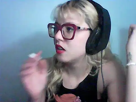 BlondieTami online show from 10.23.25