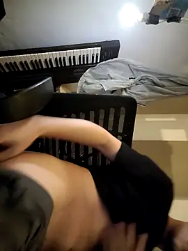 Snapshot of davilasonia chatting on 10.19.25 davilasonia online show from 10.19.25