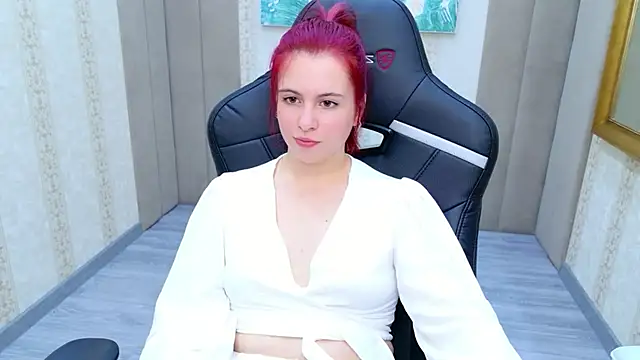 Akira Halls online show from 01.18.26