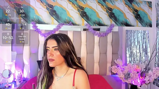 Snapshot of IsaDiiaz chatting on 05.18.26 IsaDiiaz online show from 05.18.26