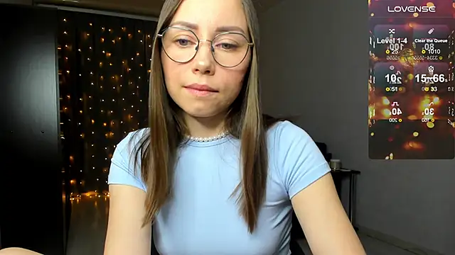 Snapshot of fun_nd_bun chatting on 10.22.25 fun nd bun online show from 10.22.25