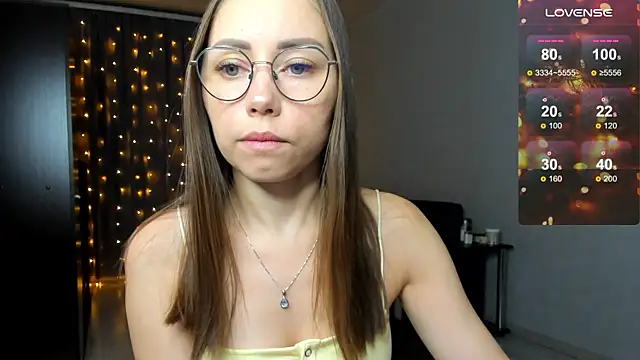 Snapshot of fun_nd_bun chatting on 12.15.25 fun nd bun online show from 12.15.25