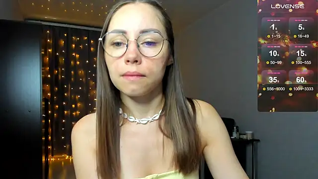 Snapshot of fun_nd_bun chatting on 12.19.25 fun nd bun online show from 12.19.25