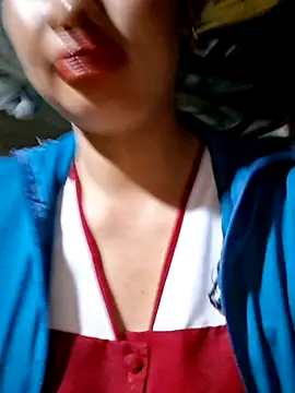 Snapshot of diamond-- chatting on 07.18.26 diamond-- online show from 07.18.26