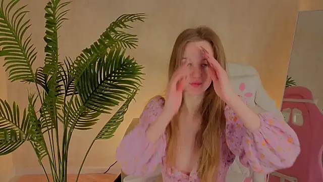 kianawhite online show from 11.26.25