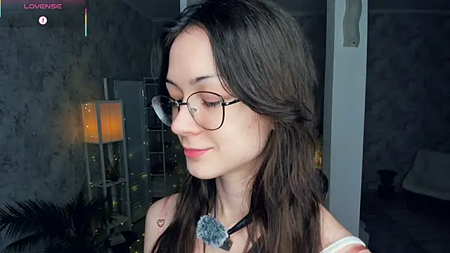 ReneeLippeatt online show from 02.11.26