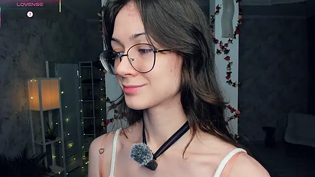 ReneeLippeatt online show from 02.15.26