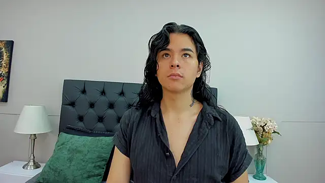 Angel Dustts online show from 10.12.25