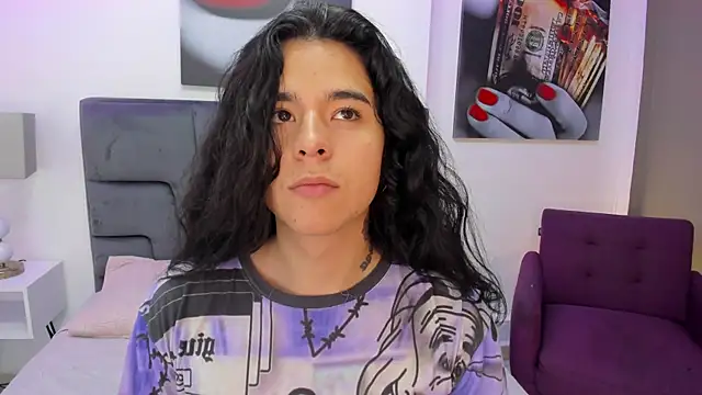 Angel Dustts online show from 11.06.25