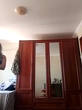 LaraDiva7799 online show from 09.26.25