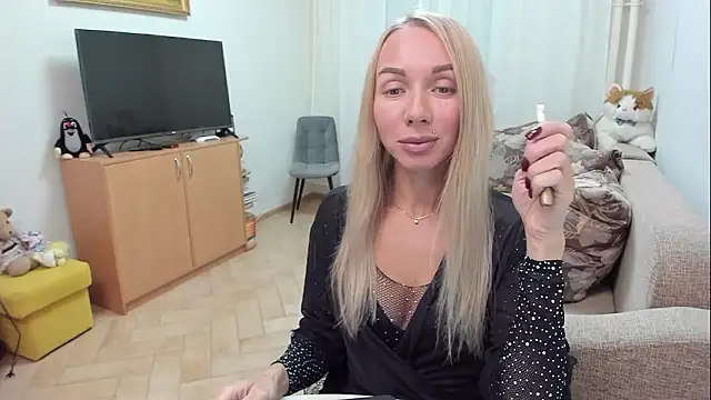 AlisiaCat online show from 01.13.26