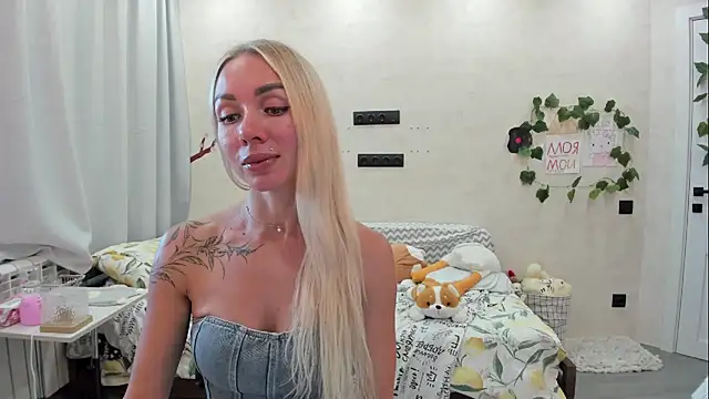 AlisiaCat online show from 07.18.26