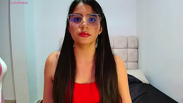 Julieta Rose19 online show from 02.16.26